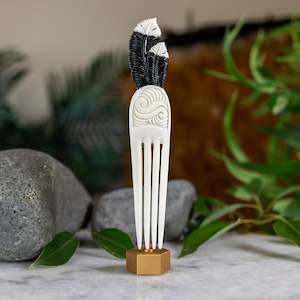 Black Huia Feather Heru