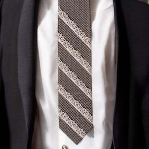 Silver Māori  Necktie