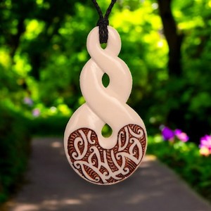 Bone Double Twist Māori Stained Pattern Pendant