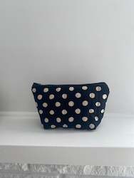 Clothing: Polka Dot makeup pouch(black)