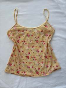 00’s Butter yellow floral cami | Size medium