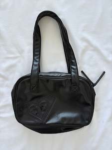 Womenswear: 00’s Roxy shoulder bag