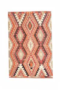 Esme Kilim—Kumru