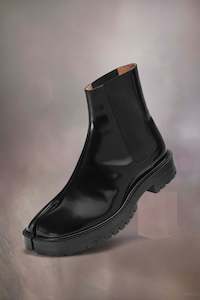 TABI CHELSEA BOOT IN BLACK, SS24