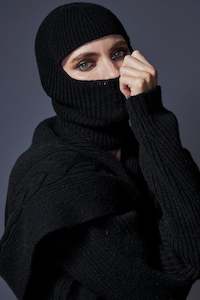 Mens Knitwear: BALACLAVA IN PANTHER, W23