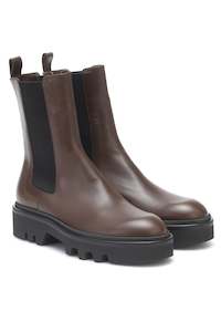 Dries Flat Chelsea Boot In Dark Brown, Aw22-23