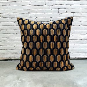 Beverly Hills | Topaz Cushion