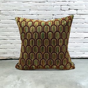 Beverly Hills | Peacock Cushion