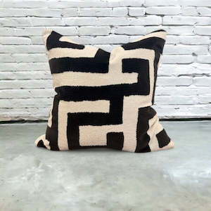 Internet only: KUBA CAY CARBON |  OUTDOOR CUSHION