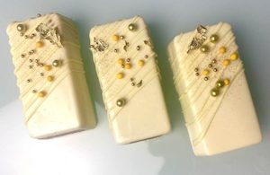 Lemon & White Chocolate Bar