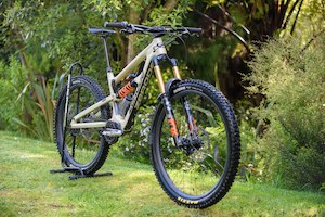 Bicycle and accessory: Taniwha Mullet Enduro