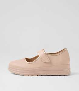 Vallins Xf Pale Rose Gold Leather Flat Shoes by Ziera at Ziera NZ