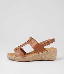 Kipta Xw Dark Tan Leather Sandals by Ziera at Ziera NZ