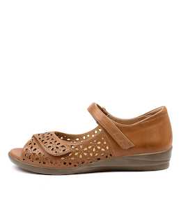 Daffodil W Tan Leather by Ziera at Ziera NZ