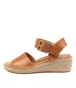 Kraig Xf Tan Leather Sandals by Ziera at Ziera NZ