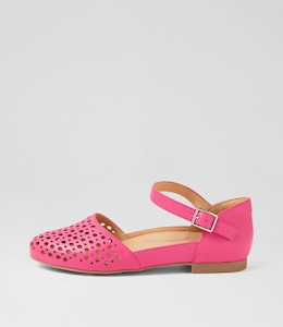 Carrole Xf Fuchsia Leather Flat Shoes by Ziera at Ziera NZ