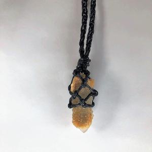 Jewellery: Striking Citrine Spirit Quartz Necklace in Stylish Macramé Wrap