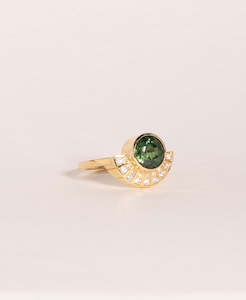 Jewellery manufacturing: Deco Sun Engagement Ring - 18k Yellow Gold, Round Mixed Cut Green Sapphire 2.23 carat