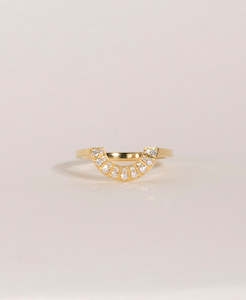 Deco Sun Band - 18k Yellow Gold, Round Brilliant Cut Diamond 0.18 carat