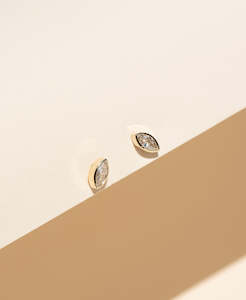 Mon Petit Studs - 9k yellow Gold, Lab Grown Diamond