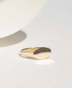 Jewellery manufacturing: Arden Signet - 9k Yellow Gold