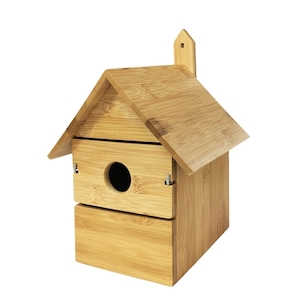 Birds and Animals: The Lodge (Wild Bird House)