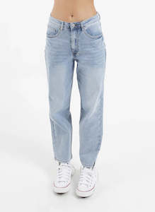 Womenswear: Federation Take It Easy Jean - Washed Blue