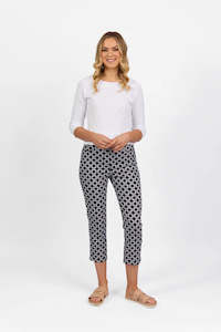 Vassalli Slim leg 7/8 lightweight pull on | Arlo