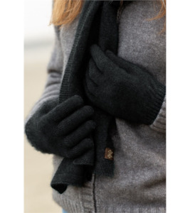 Noble Wild possum Merino gloves | Black