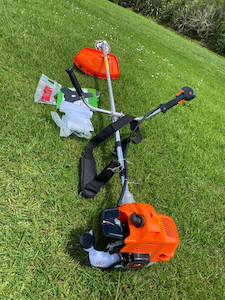 52cc brush cutter / weed eater 2 IN 1 Zuma Direct